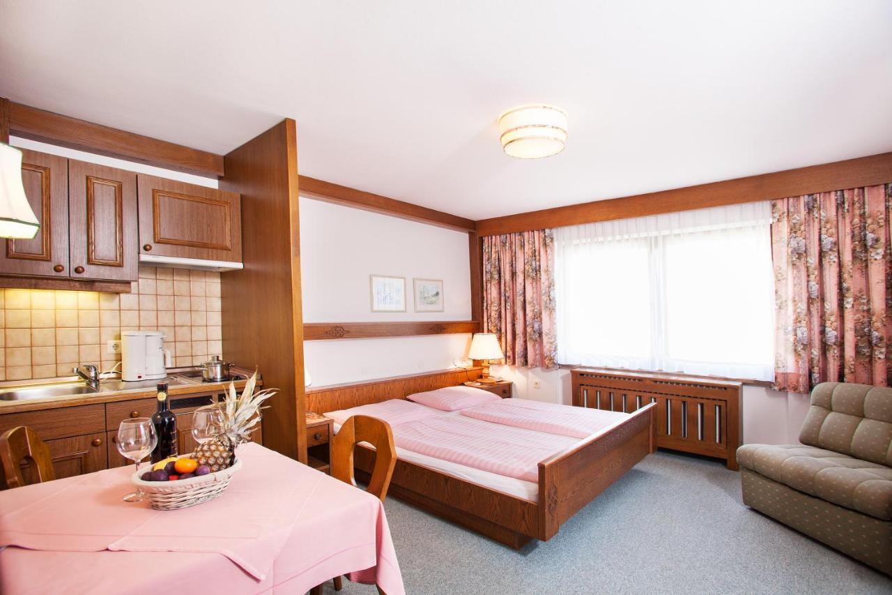 Johannahof Appartements Kaprun Kamer foto
